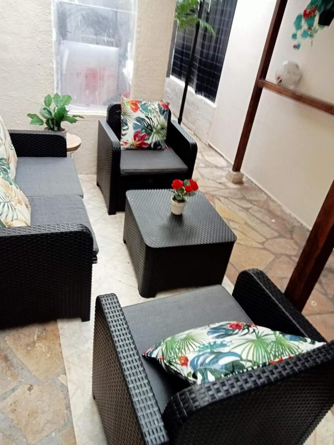 Tremblay-en-France Paradis Chambres D'Hotes Proche Paris - Aeroport Charles De Gaulle Airport - Parc Des Exposition Villepinte - Dysnayland Paris. المظهر الخارجي الصورة